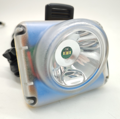 Καλή τιμή. Αδιάβροχο επαναφορτιζόμενο φως εξόρυξης IP68 5200mAh 225LM σε απευθείας σύνδεση